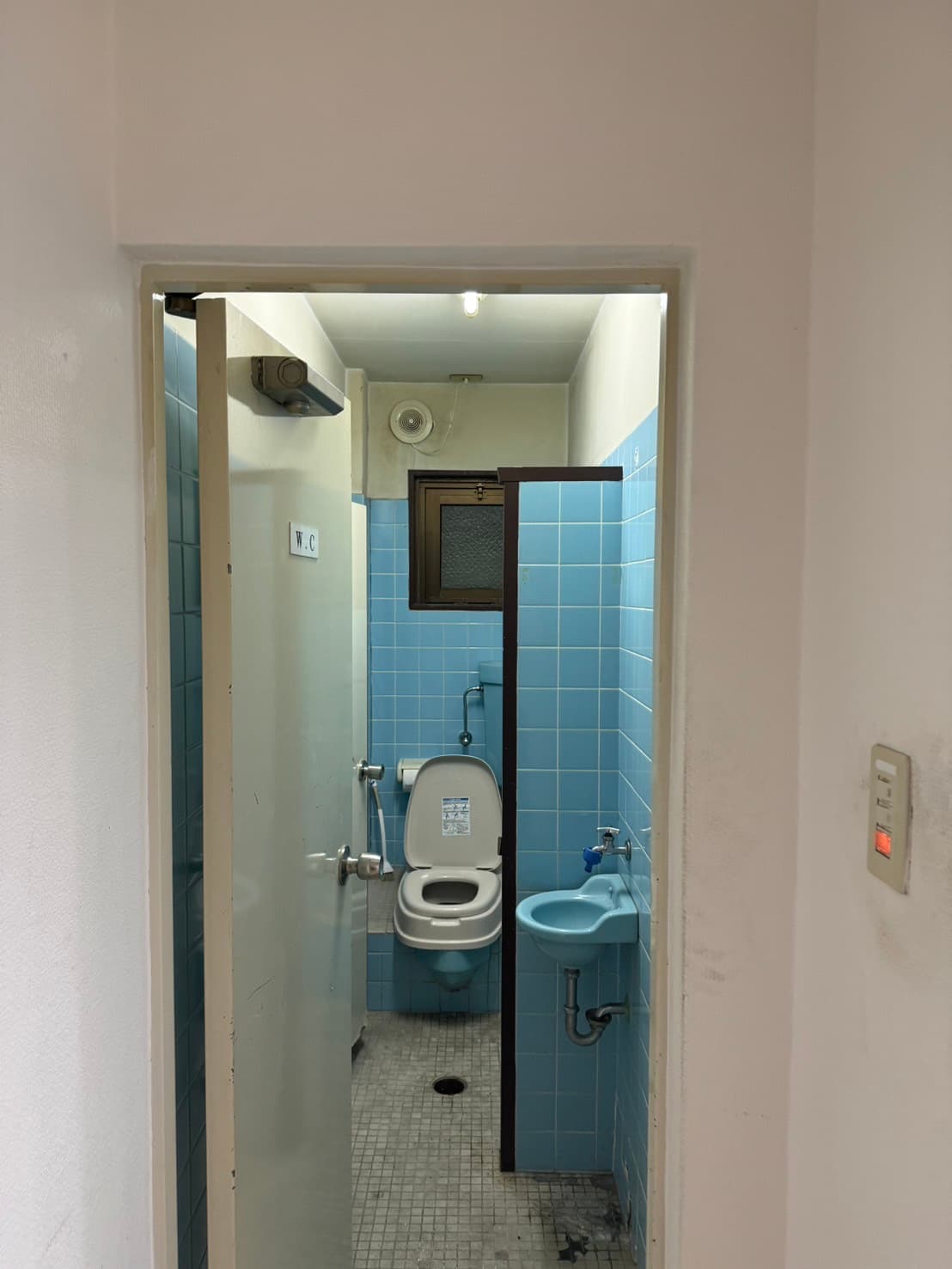 堺市の落ち着くトイレ空間リフォーム